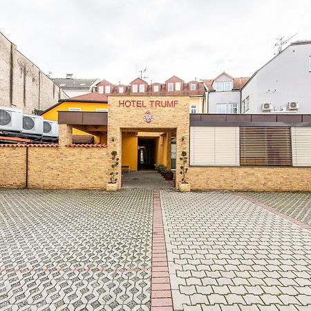 Hotel Trumf Mladá Boleslav Kültér fotó