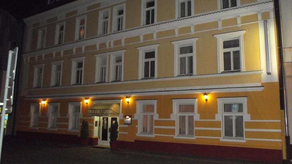 Hotel Trumf Mladá Boleslav Kültér fotó